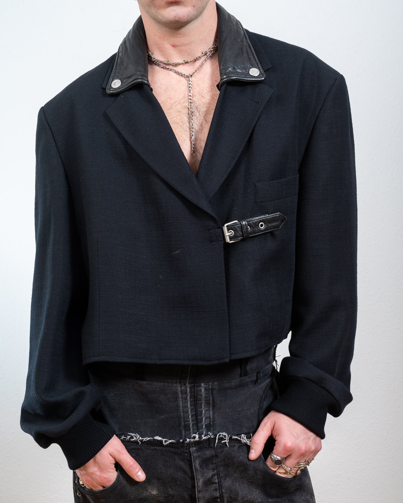 Cropped Blazer - Image 5